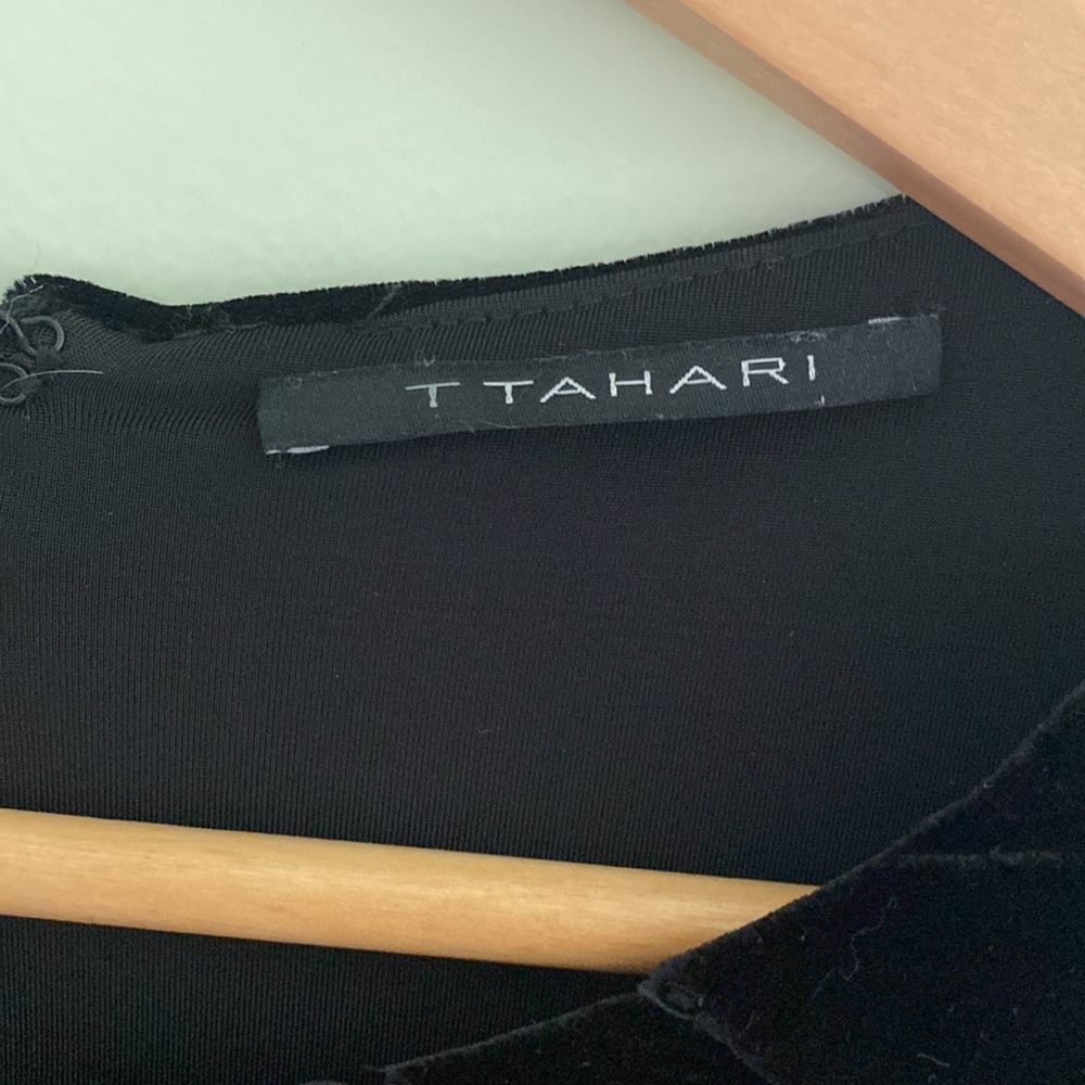 Women’s Black Velvet T-Tahari Dress Sz 8 - Picture 2 of 4